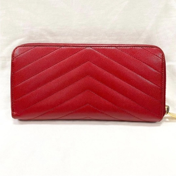 Yves Saint Laurent Red Quilted Leather Wallet - Picture 3 of 13